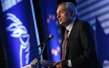 ДСБ "за" Синя коалиция