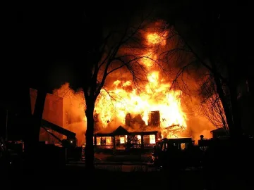 Мъж почина след пожар в Бургаско