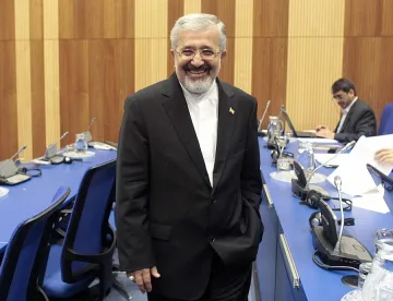 Иран плаши да се откаже от ядрено въздържание