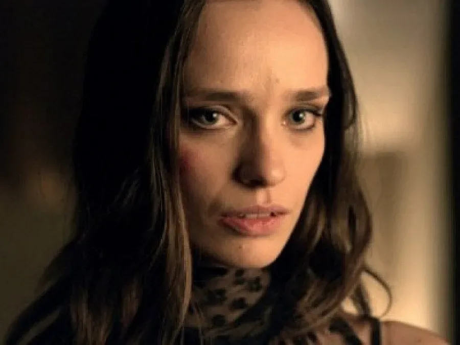 Мъжът на Съни остава зад решетките