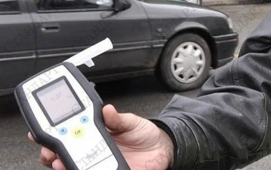 Пияна шофьорка преспа в ареста