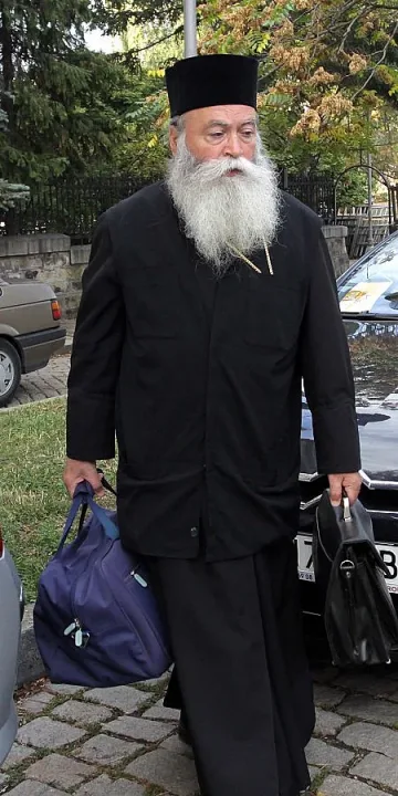 Дядо Гавриил: Ще съдя отец Касиан за клевета