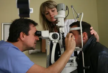 Cross-linking връща зрението    