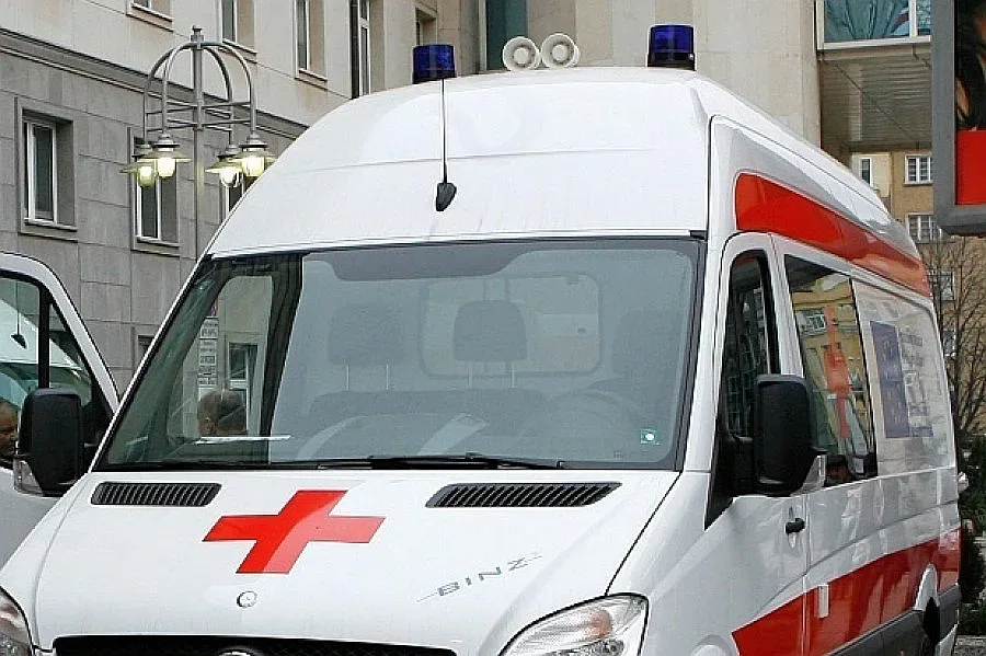 Двама работници изгорени с киселина