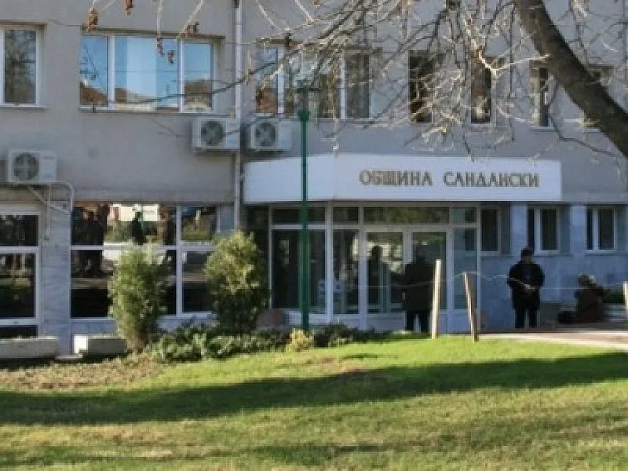 Гербери бранят поликлиника от приватизация