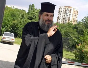 Инокентий се точи за владика