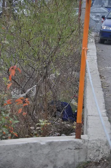 Откриха труп в крайградска нива