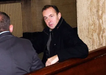 Пак отложиха делото срещу Вальо Топлото