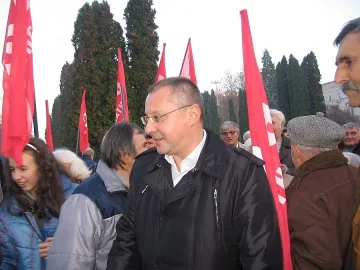 Станишев оплака СДС