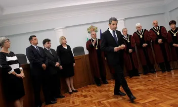 Президентът прати пред камерите кандидатите за прокурор №1