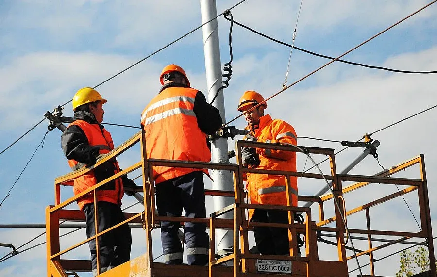 Бизнесът иска глоби за работниците при скрити осигуровки