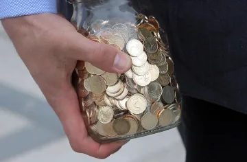 Крадци отмъкнаха 3000 лв. на стотинки   