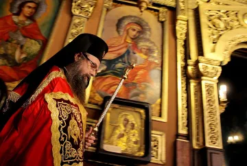 Попове бранят дядо Николай