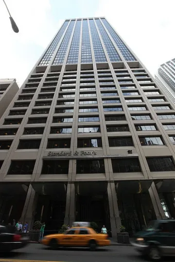 Пожар вилня в небостъргач на Манхатън