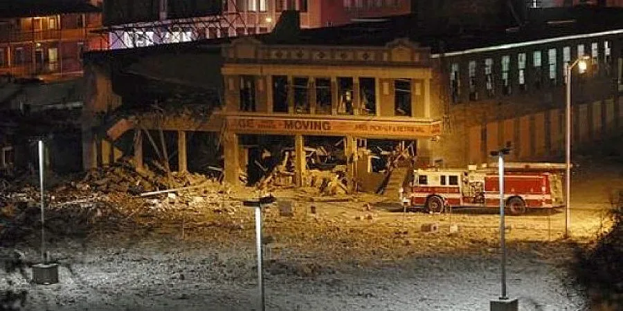 Взрив на газ изравни със земята сграда 