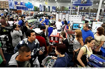 Американци се бият за евтини телевизори   