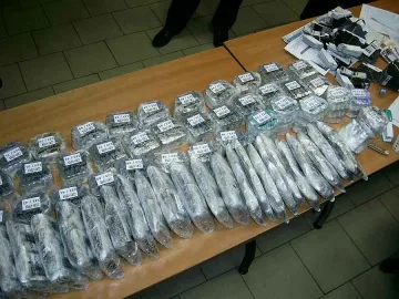 Тъпчат ампули за мускули в резервоара