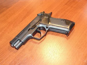 Директор в "Порто" си тегли куршума