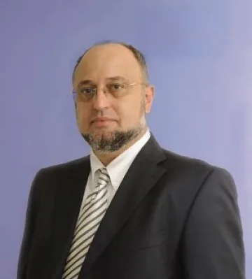 Спрягат Емил Стоянов за шеф на БНТ