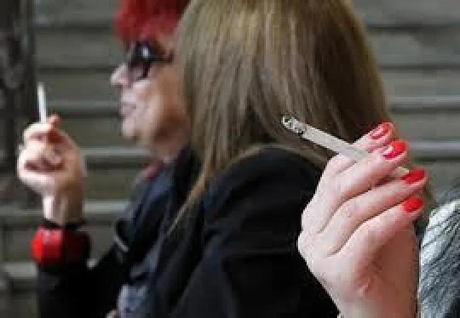 Цигареното вето сваля кувертите