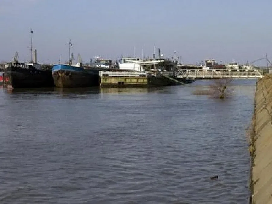 Кораб с 20 тона гориво потъна в Дунав