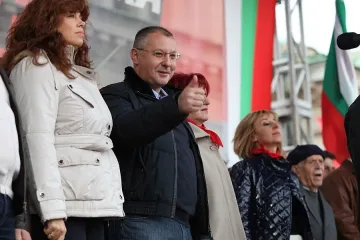 Станишев: Превърнаха България в гето