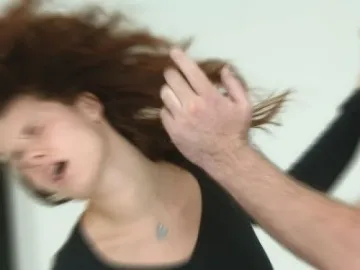 Бандити женят насила бг девойки в трети страни