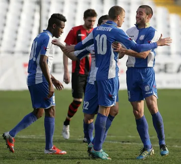 "Черноморец" сложи тройка на "Локо" (Сф)