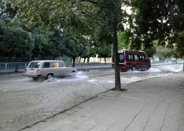 Болници без вода заради авария