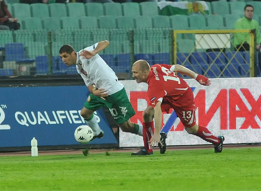 Отлагат мач на Макриев заради ракетна заплаха