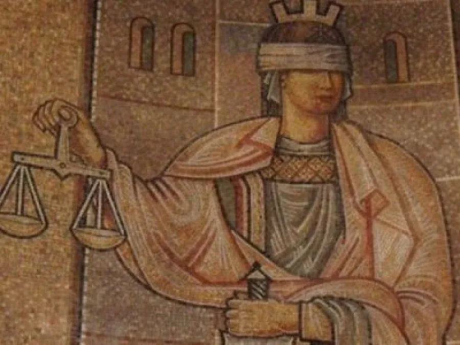 Четирима съдии се кълнат пред Плевнелиев