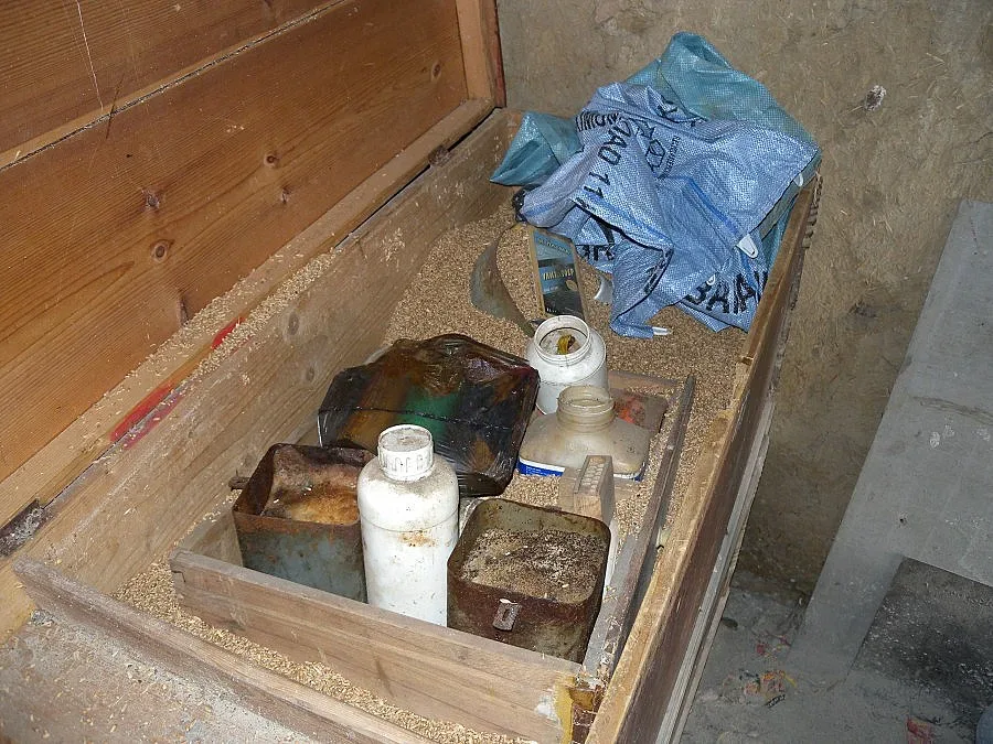 Разбиха фабрика за бомби