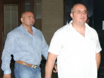 Съдът се заяде за адресите на Галеви