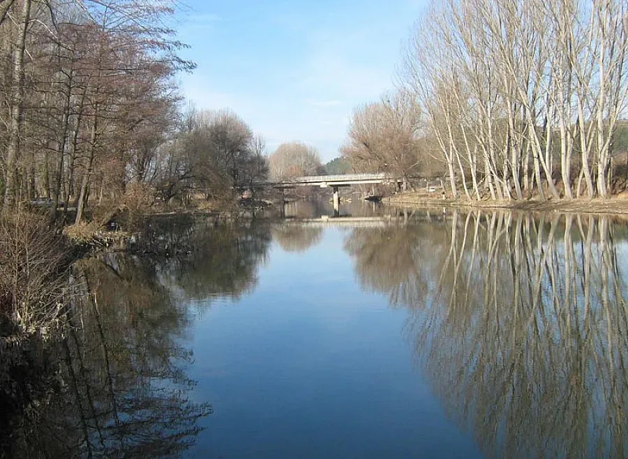 Симитли спира наводнения с дига за 900 000 лв.