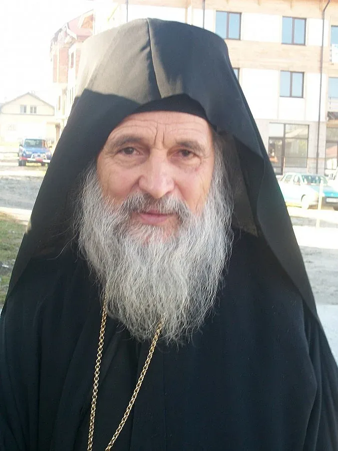 И Зограф зове да спре разкола