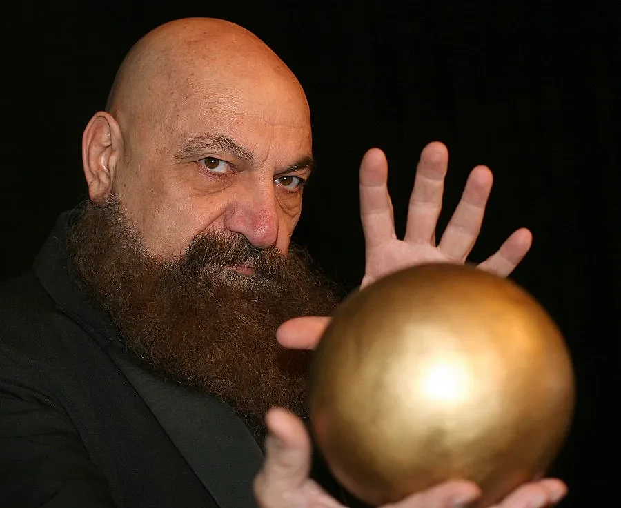 Защо Астор не стана шаман