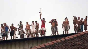 Бунт в затвор даде 16 жертви