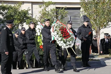 Полицаи благодариха на децата си