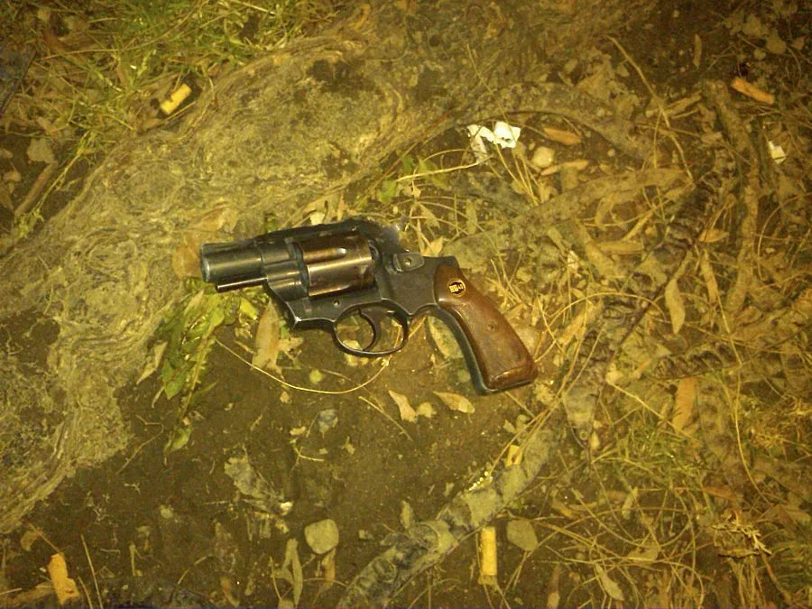 Фермер откри огън срещу работниците си