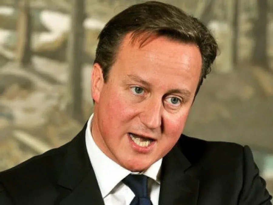 Камерън честити на Обама в "Туитър"