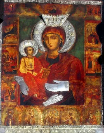 Троеручица ще пази гроба на Максим