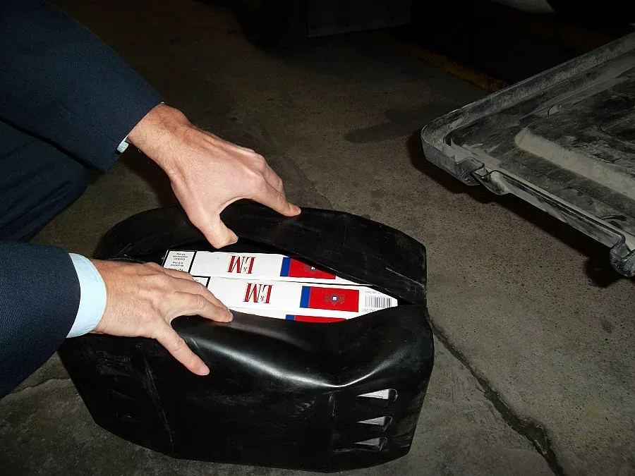 1800 къса цигари открити в туба