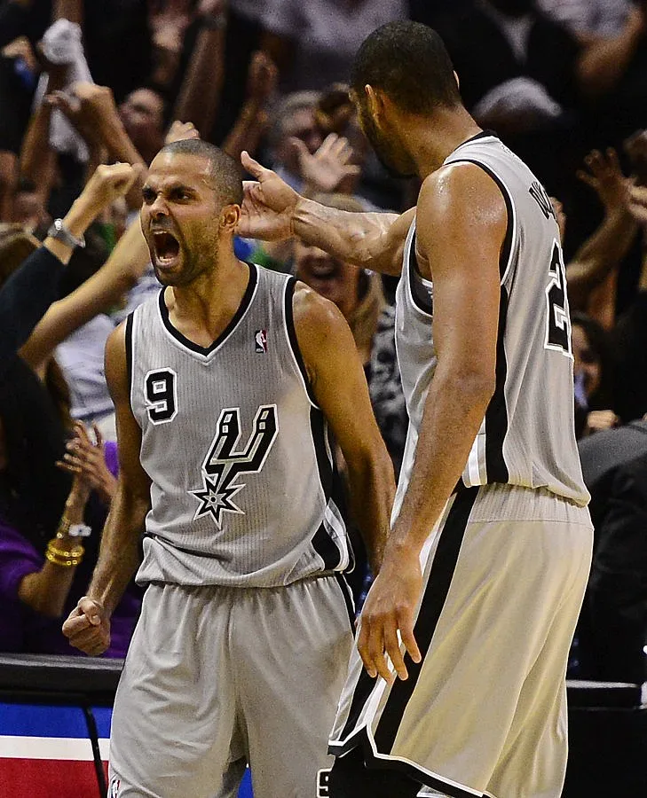 "Сан Антонио" за първи път тръгна с 4 победи
