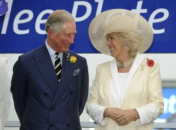 Чарлз и Камила са в шок! Извънредно изявление на монарха