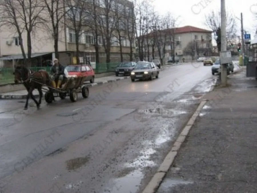 Каруца прегази пешеходка и избяга