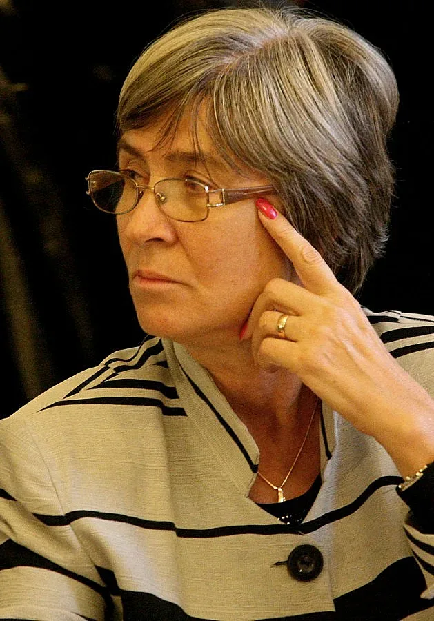 Марковска проверява сигналите срещу нея