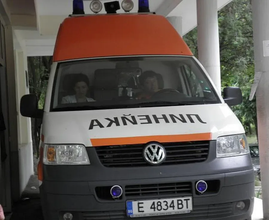 Храна натръшка 36 деца и ги парти в болница