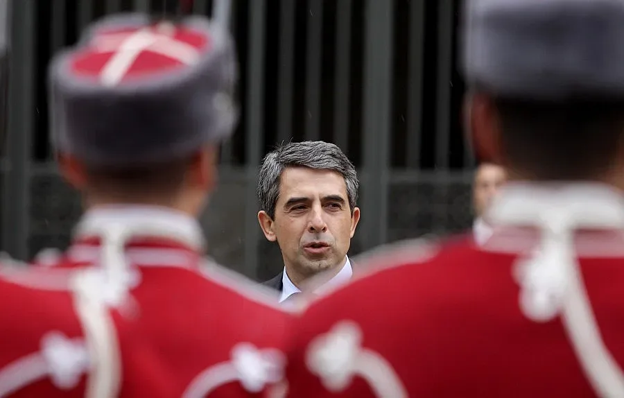 Президентът освободи с указ Борис Велчев