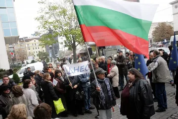 Родители на бунт за лекарства