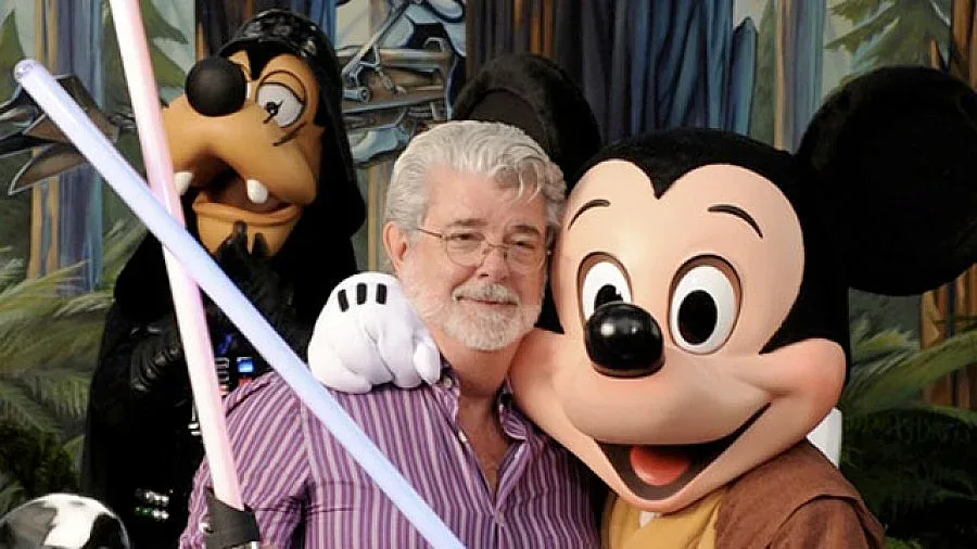 Мики Маус и Лукас в тандем